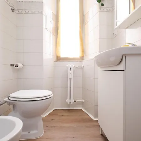 Apartment 4 Minuti Piedi Metro C - Domus In Borgata Romana Rom